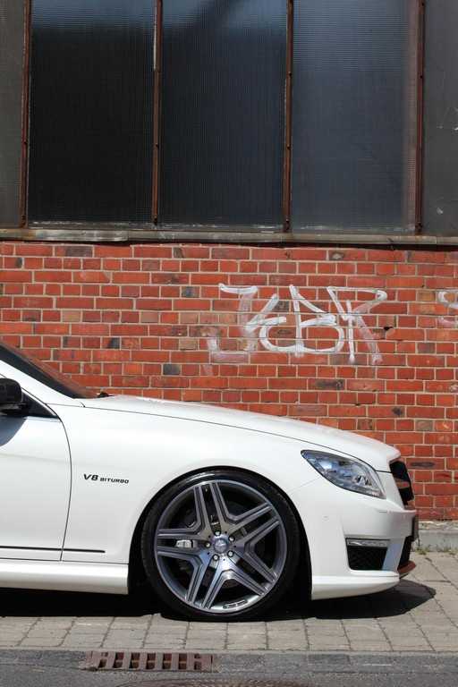 Unicate Mercedes CL 63 AMG