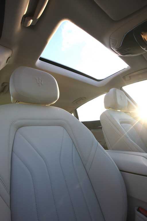 Maserati Quattroporte 2013: nuove foto
