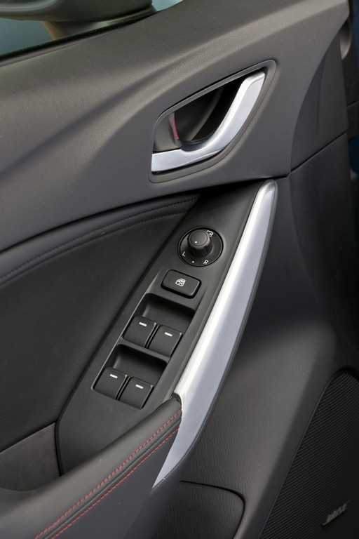Nuova Mazda 6 2013: primo contatto