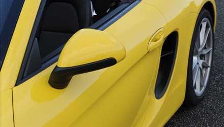 Porsche Boxster S: la prova su strada e in pista
