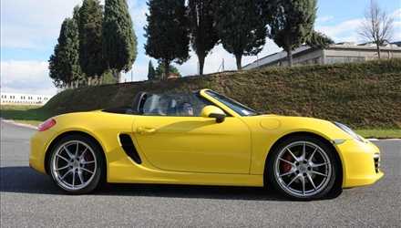 Porsche Boxster S: la prova su strada e in pista