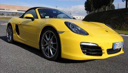 Porsche Boxster S: la prova su strada e in pista