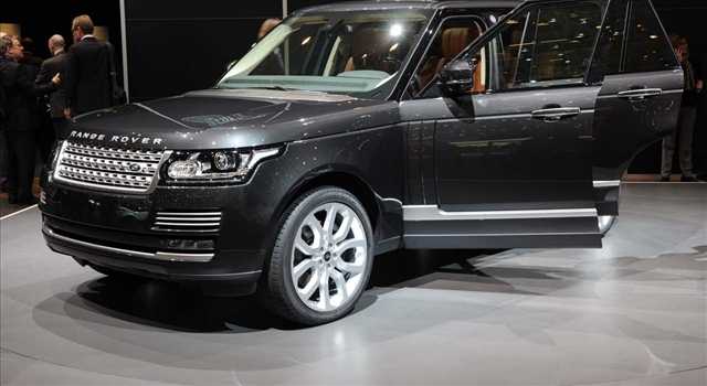 Stand Land Rover al Salone di Ginevra 2013