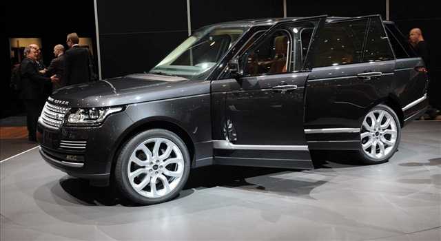 Stand Land Rover al Salone di Ginevra 2013