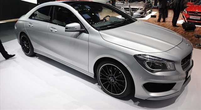 Stand Mercedes-Benz al Salone di Ginevra 2013