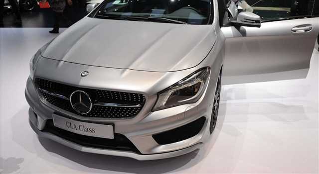 Stand Mercedes-Benz al Salone di Ginevra 2013