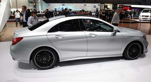 Stand Mercedes-Benz al Salone di Ginevra 2013