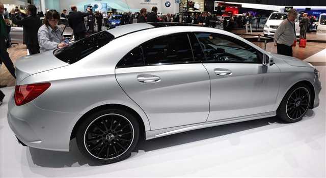 Stand Mercedes-Benz al Salone di Ginevra 2013
