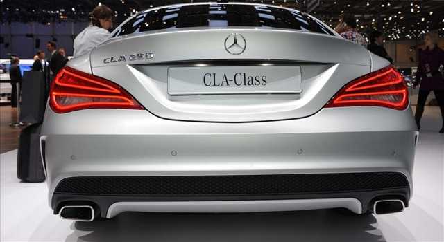 Stand Mercedes-Benz al Salone di Ginevra 2013