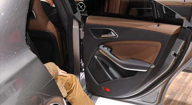 Stand Mercedes-Benz al Salone di Ginevra 2013