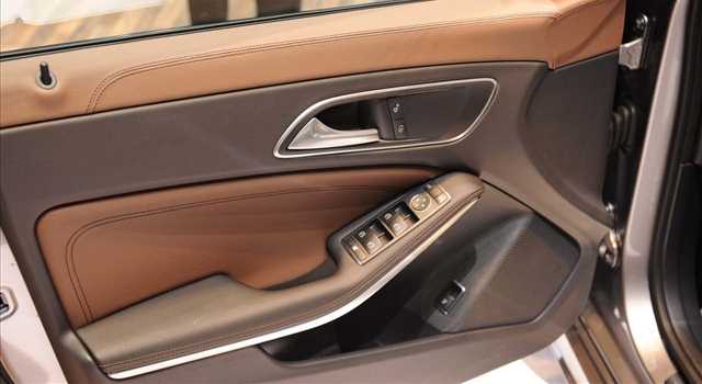 Stand Mercedes-Benz al Salone di Ginevra 2013