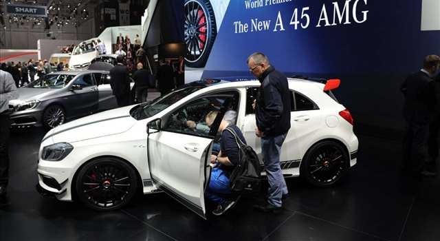 Stand Mercedes-Benz al Salone di Ginevra 2013
