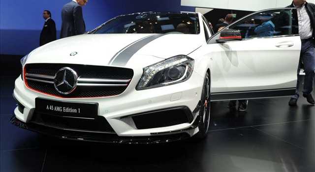 Stand Mercedes-Benz al Salone di Ginevra 2013