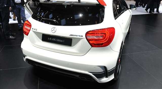 Stand Mercedes-Benz al Salone di Ginevra 2013