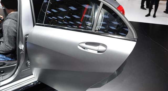Stand Mercedes-Benz al Salone di Ginevra 2013