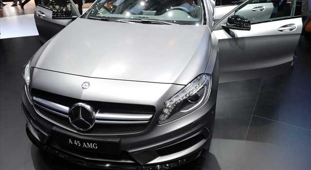 Stand Mercedes-Benz al Salone di Ginevra 2013