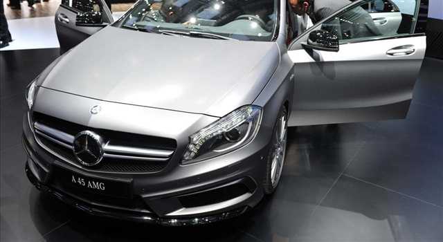 Stand Mercedes-Benz al Salone di Ginevra 2013