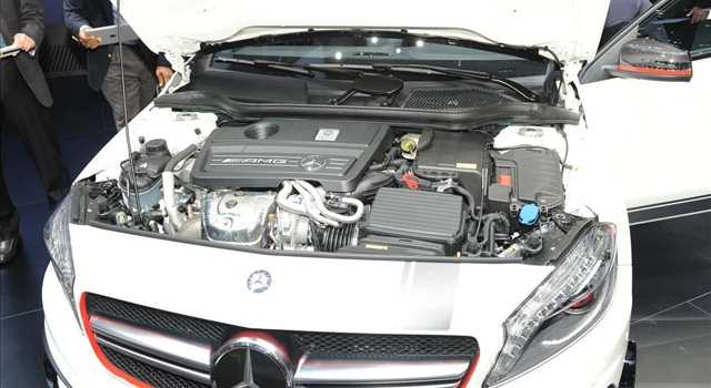 Stand Mercedes-Benz al Salone di Ginevra 2013