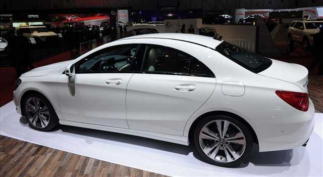 Stand Mercedes-Benz al Salone di Ginevra 2013