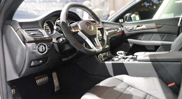 Stand Mercedes-Benz al Salone di Ginevra 2013