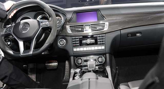 Stand Mercedes-Benz al Salone di Ginevra 2013