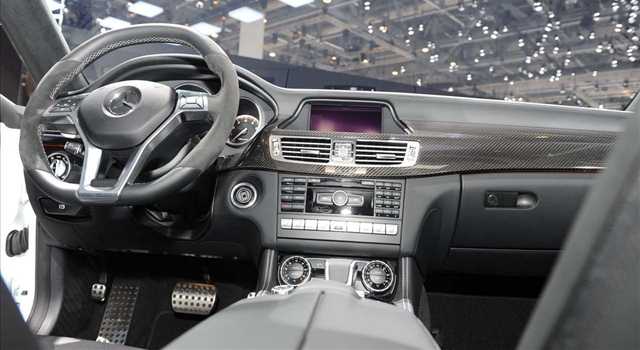 Stand Mercedes-Benz al Salone di Ginevra 2013