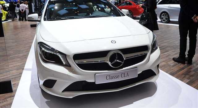 Stand Mercedes-Benz al Salone di Ginevra 2013