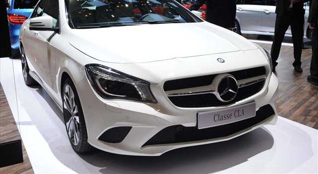 Stand Mercedes-Benz al Salone di Ginevra 2013
