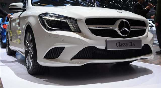 Stand Mercedes-Benz al Salone di Ginevra 2013
