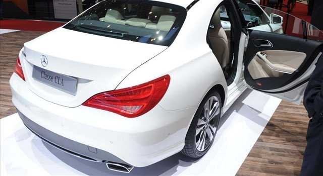 Stand Mercedes-Benz al Salone di Ginevra 2013