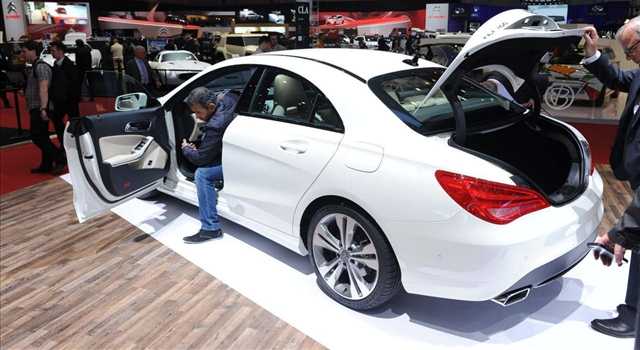 Stand Mercedes-Benz al Salone di Ginevra 2013