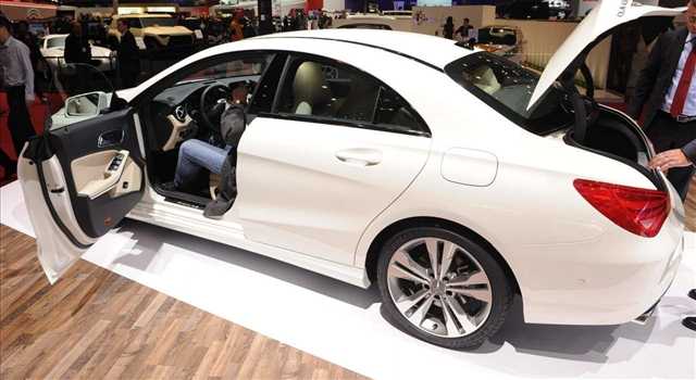 Stand Mercedes-Benz al Salone di Ginevra 2013