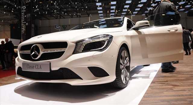 Stand Mercedes-Benz al Salone di Ginevra 2013