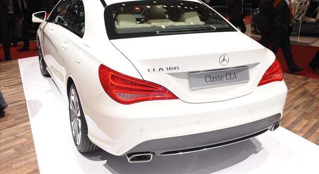 Stand Mercedes-Benz al Salone di Ginevra 2013