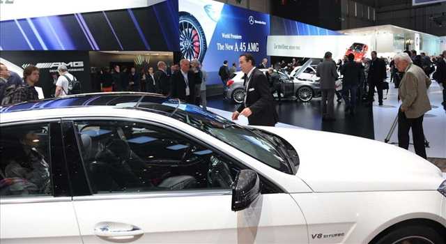 Stand Mercedes-Benz al Salone di Ginevra 2013
