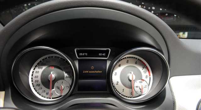 Stand Mercedes-Benz al Salone di Ginevra 2013