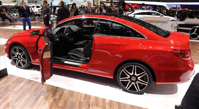 Stand Mercedes-Benz al Salone di Ginevra 2013