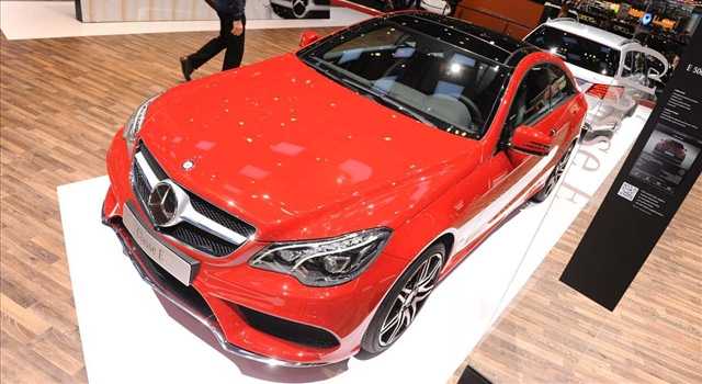Stand Mercedes-Benz al Salone di Ginevra 2013