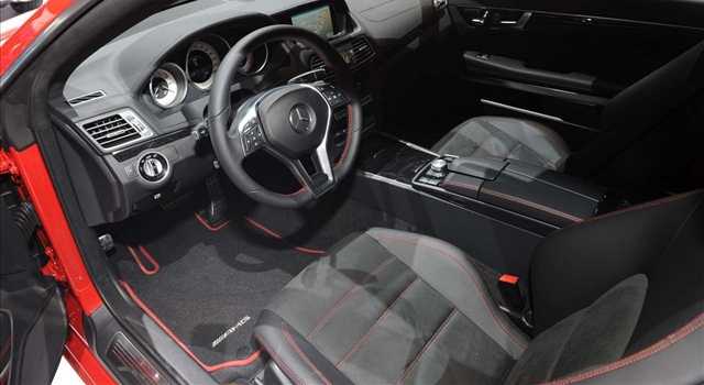 Stand Mercedes-Benz al Salone di Ginevra 2013
