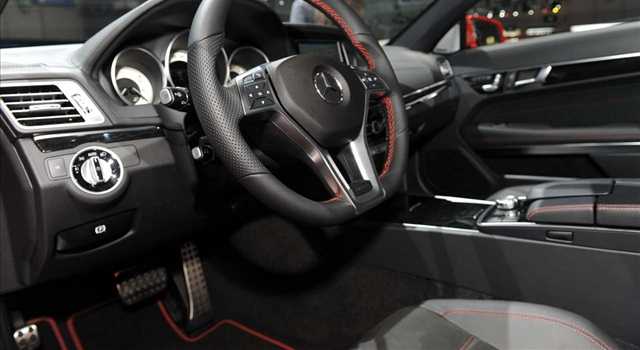 Stand Mercedes-Benz al Salone di Ginevra 2013