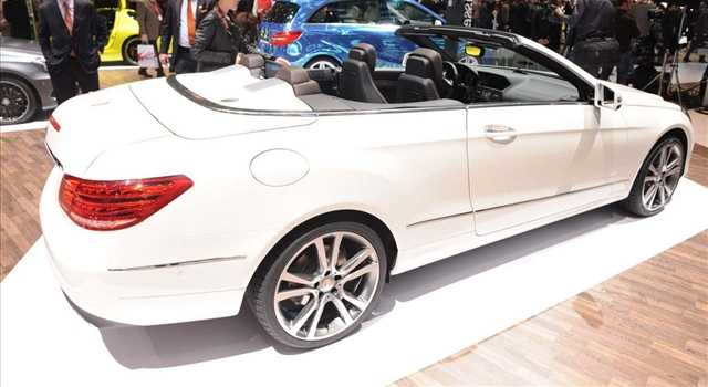 Stand Mercedes-Benz al Salone di Ginevra 2013
