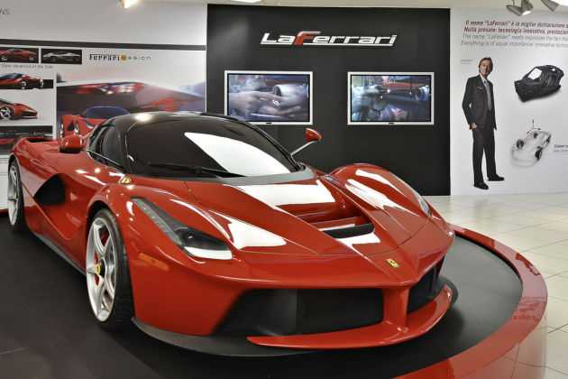 Mostra Ferrari Supercar