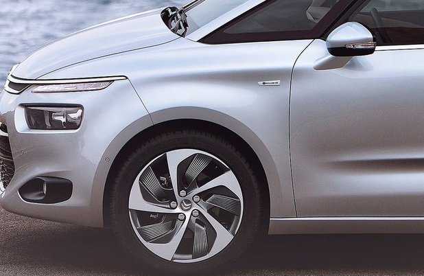 Nuova Citroen C4 Picasso: immagini ufficiali