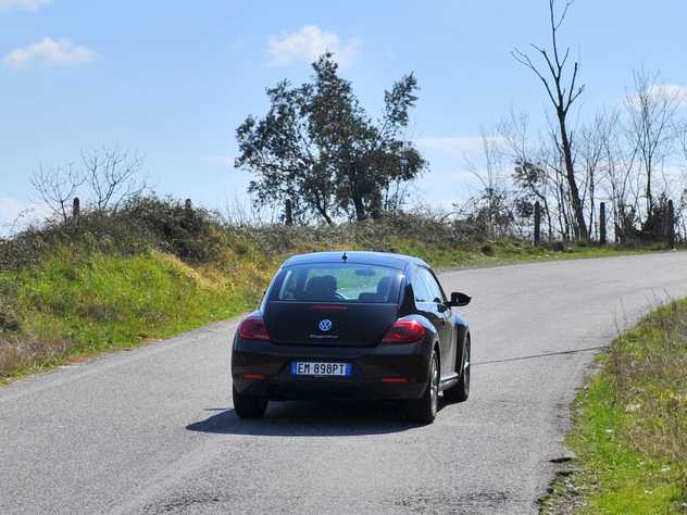 Volkswagen Maggiolino 1.6 Tdi: prova su strada