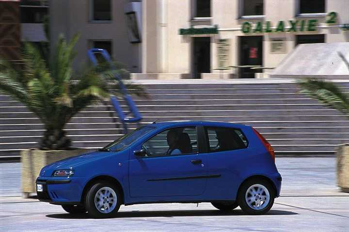 Fiat Punto compie 20 anni