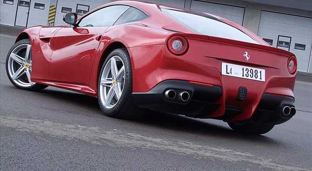 Ferrari F12 Berlinetta: la prova su strada