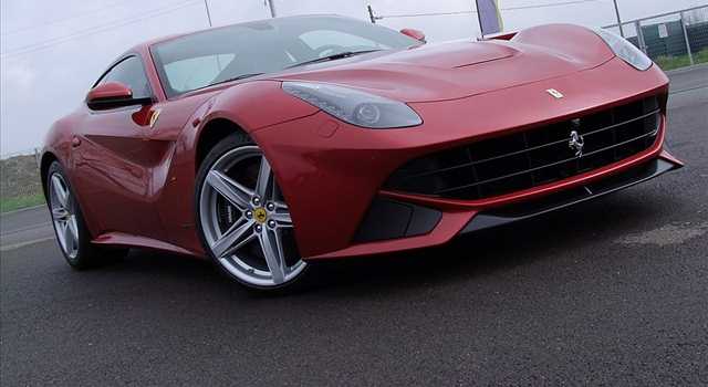 Ferrari F12 Berlinetta: la prova su strada