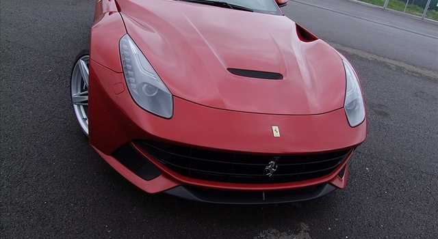 Ferrari F12 Berlinetta: la prova su strada