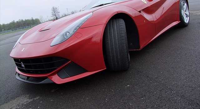 Ferrari F12 Berlinetta: la prova su strada