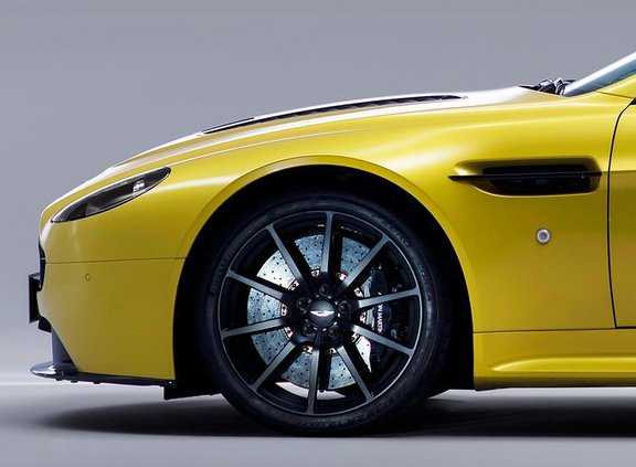 Aston Martin V12 Vantage S MY 2014